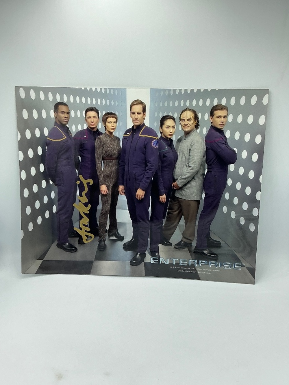 Star Trek Enterprise Autographed Photo Dominic Keating  Lieutenant Malcolm Reed